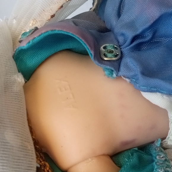 Vintage Madame Alexander Alex Jointed Bent Knees Walker Doll INDIA - Picture 15 of 15